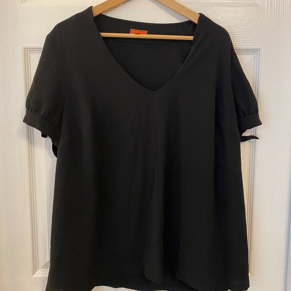 Modcloth Ideal Discovery Short Sleeve Blouse in Black in 2X - Picture 2 of 6